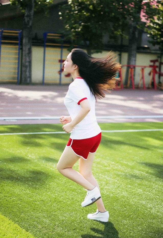 体操服校园女孩青春活力写真