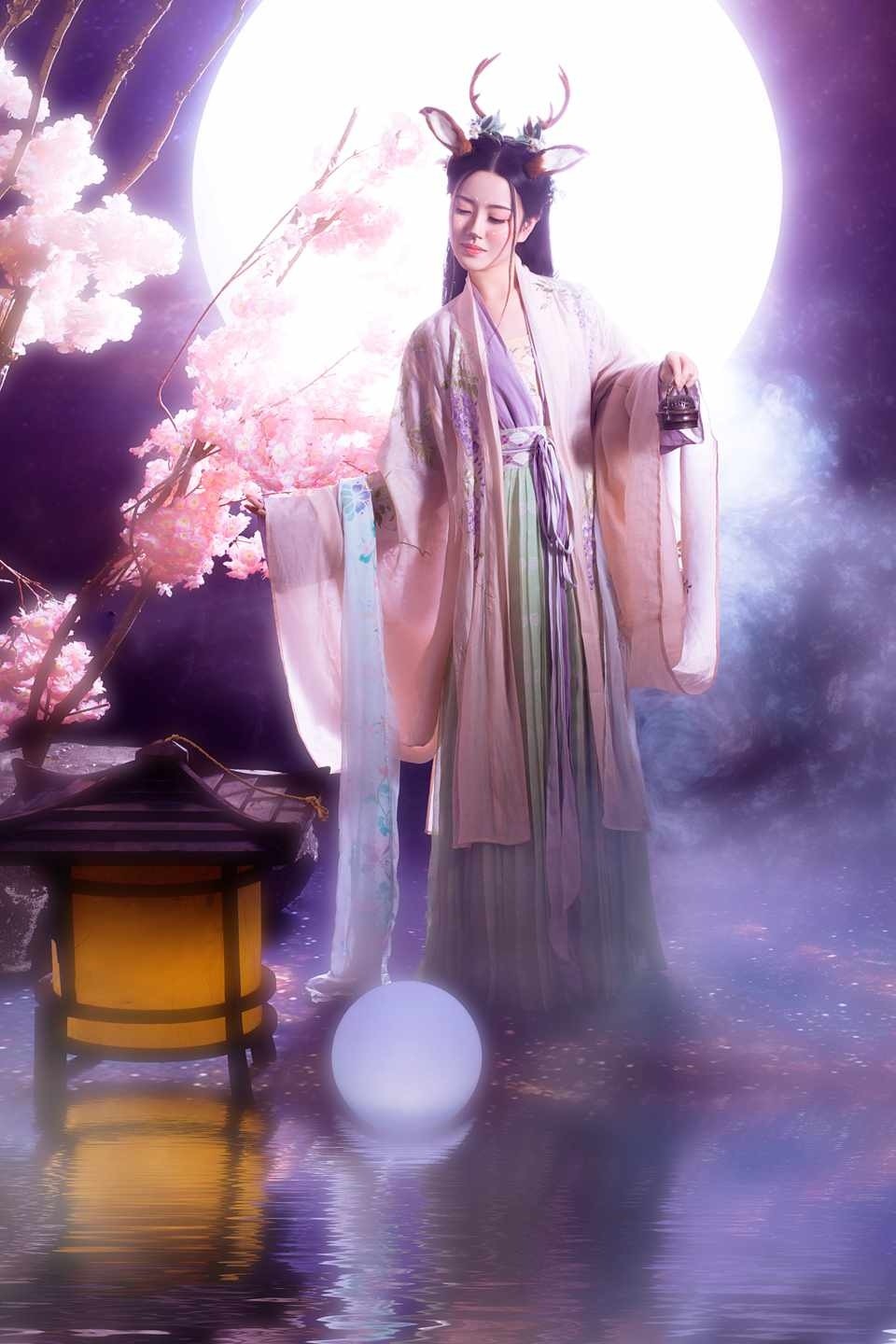 梦幻古装美女化身梅花鹿仙子妩媚动人唯美写真