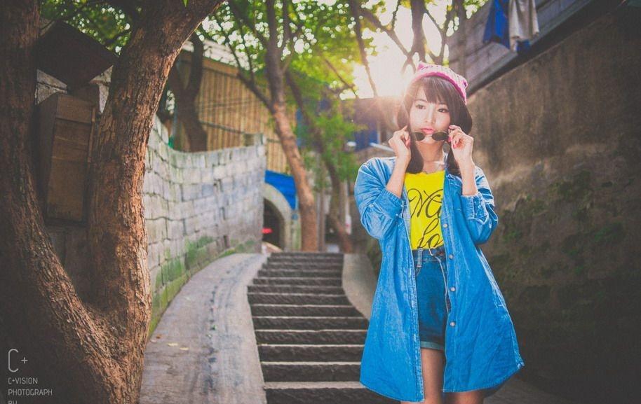 校园少女暖暖风采写真照人