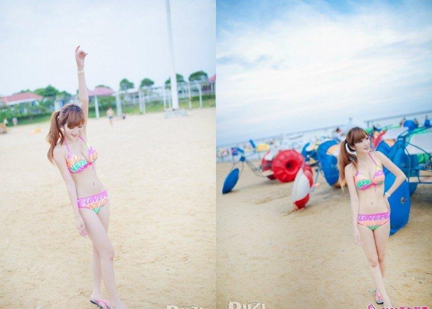 沙滩比基尼的夏日青春写真