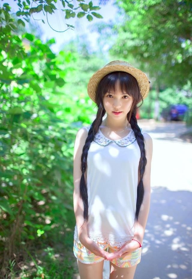 清新马尾辫少女的夏季写真