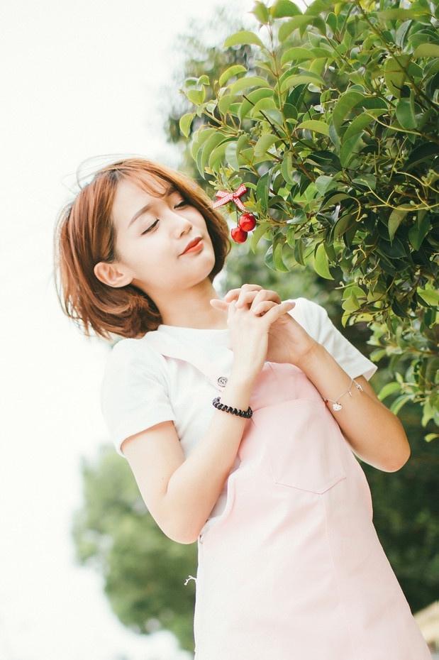 夏日里快乐女孩纯美写真外拍