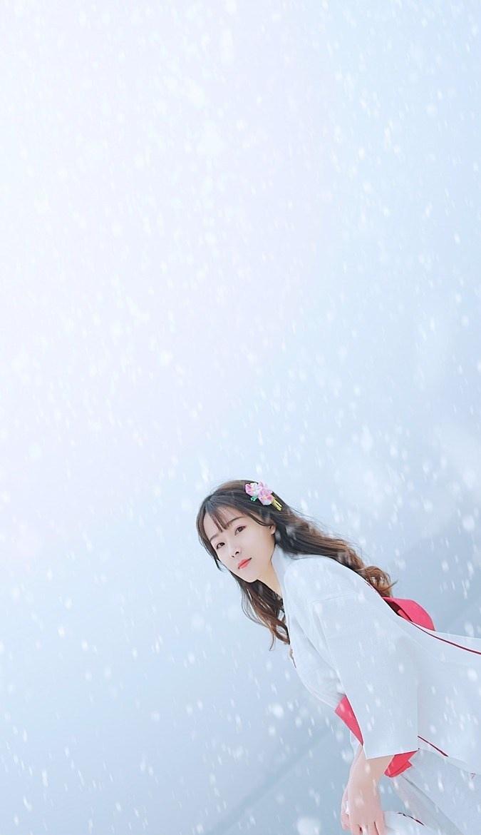 白雪皑皑和服美女俏丽娇艳动人写真图片