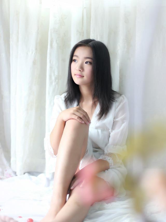 清纯花季少女唯美高清时尚写真