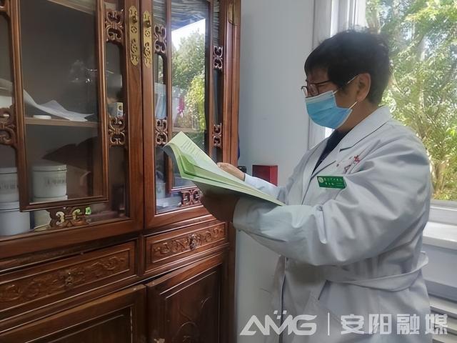 安阳市中医院终身奉献奖获得者、副主任医师李玉梅：躬耕杏林书大爱 孜孜不倦佑健康