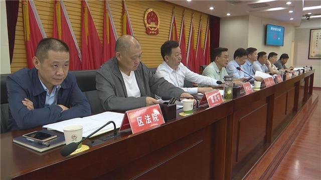 武陵区人大常委会决定康少中为代理区长，任命桑旦塔尔青为副区长