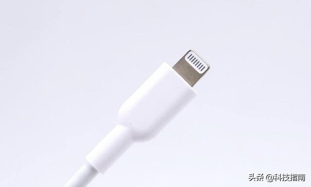 现在还有人不知道usb-a和usb-c，看图详实给你讲明白