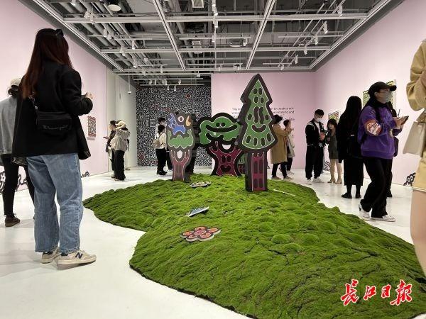 在商场看艺术展，武汉休闲玩法上新