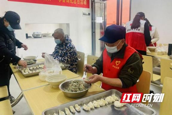 资阳区人民路社区：“时间银行”兑出互助养老新风尚