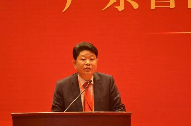 广东省福建商会换届，许明金连任会长