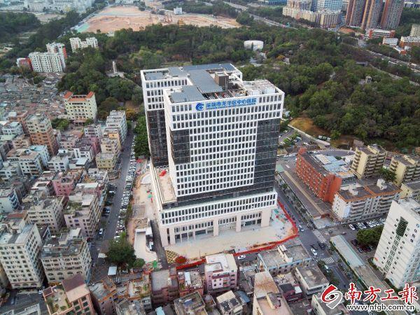 深圳市龙华区中心医院扩建工程预计年内交付使用