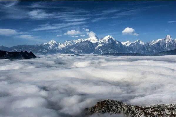 在成都龙泉山西眺能看到哪些雪山？他们做了这张可视分析图