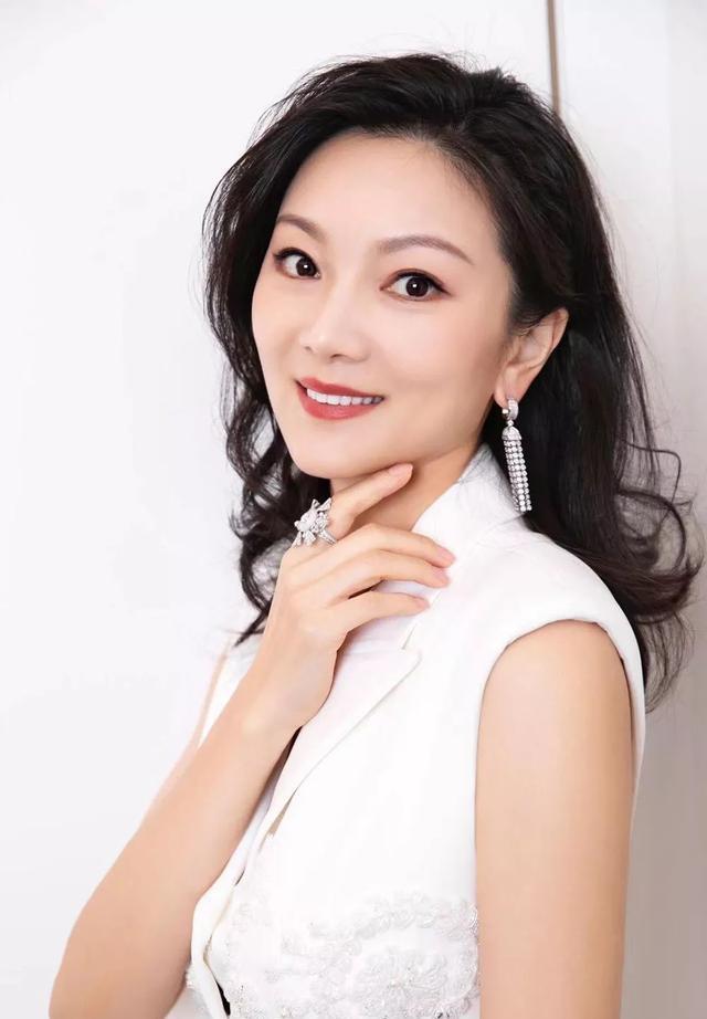 丈母娘与张艺谋约法三章，老太太陪女儿陈婷走过“地下”11年