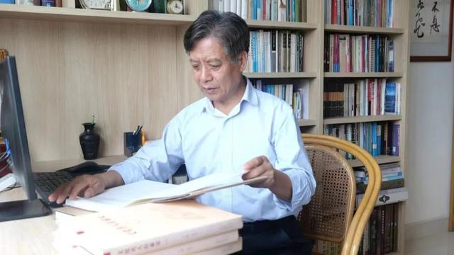 编纂书籍记录泰安历史 为泰安创作写30首歌——记泰山文化传颂者孙运飞