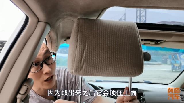 汽车座椅头枕真的可以用来逃生吗？拆下来给你看看，学会了能救命