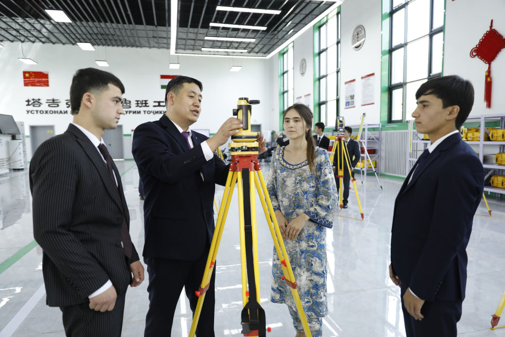 携手构建更加紧密的中国—中亚命运共同体——写在中国—中亚峰会即将举行之际