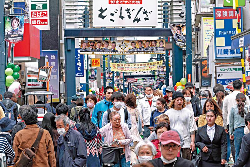 日本研改外国游客购物免税制度