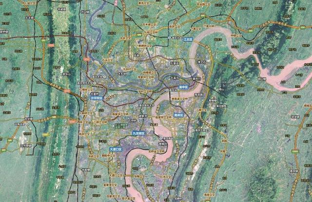 截至2020年，我国城市化水平达63.89%，城市数量达到687个