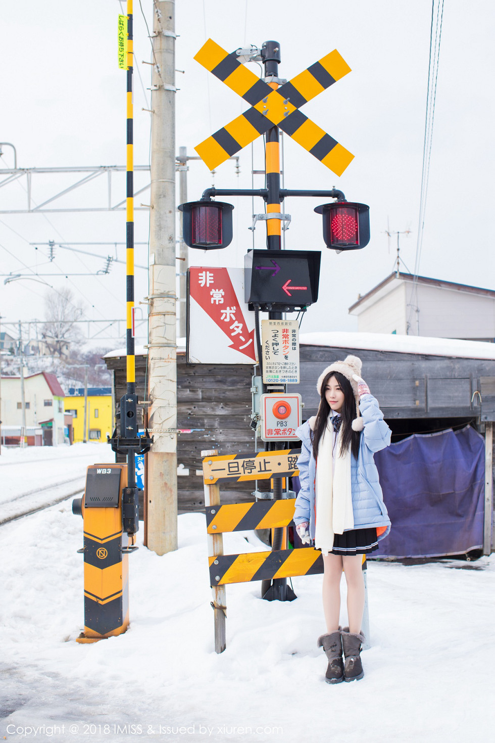 清纯女神许诺旅拍户外雪地优雅气质唯美写真