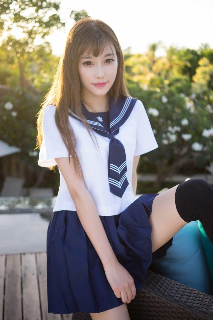 漂亮萌妹子JK制服