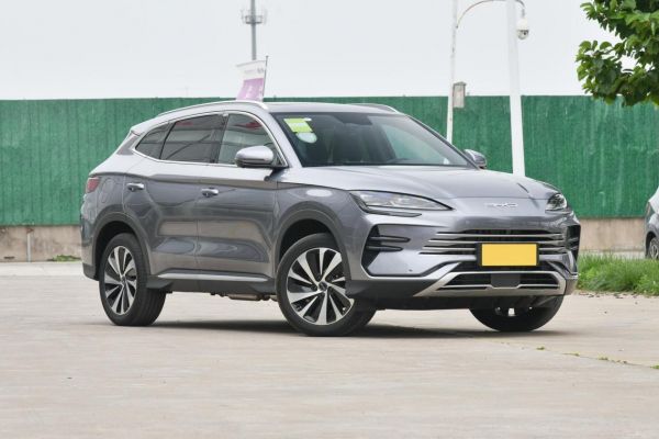 中型SUV“对抗”紧凑型SUV；最近爆火的蓝电E5让宋PLUS DM-i黯然失色？